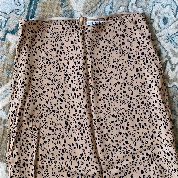 Reformation Mia leopard-print midi skirt 12 - Picture 2 of 8